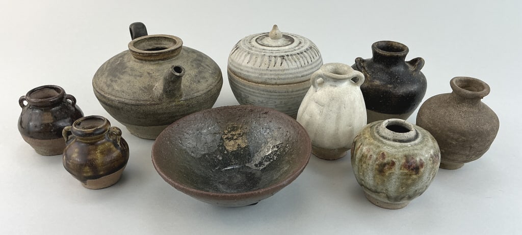 Various Chinese Pottery & Stoneware Vessels.: Measures 2 to 3.5 inches high. Various antique/vintage glazed utilitarian vessels. Condition: Good, no damage, teapot is missing lid. **LOCAL PICKUP MUST BE BY APPT ONLY POSTAUCTION ONLY ON SPECIFIC D