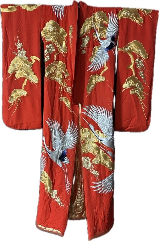 2 Vintage Japanese Wedding Kimonos. (1 of 9)