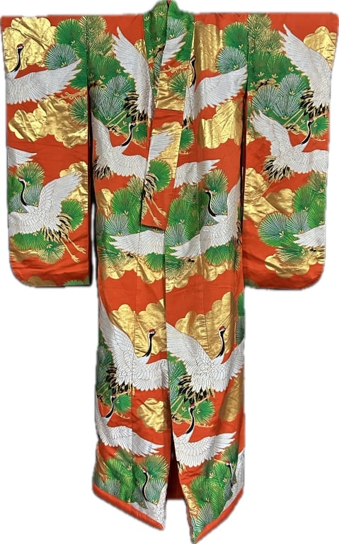 2 Vintage Japanese Wedding Kimonos. (1 of 9)