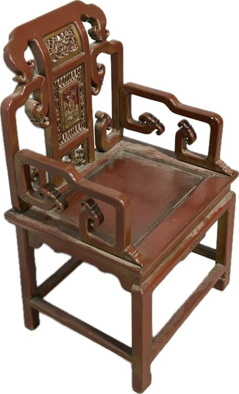 Antique Chinese Carved & Lacquered Armchair.: 20 inches wide x 34 inches high. Qing dynast (late 19th century), known as a Taishi (Grand Master or throne chair), lacquered and gilt finish with carved female splat and rolling cloud motifs. Good wi