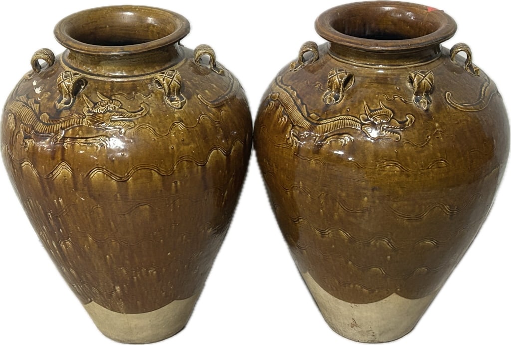 2 Antique Chinese Brown Glazed Martaban Jars. (1 of 10)
