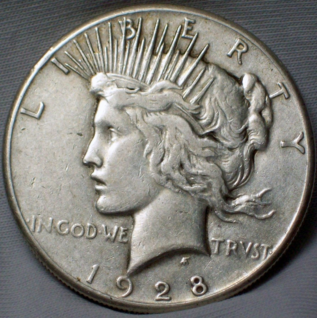 1928 Peace Silver Dollar VF (1 of 2)