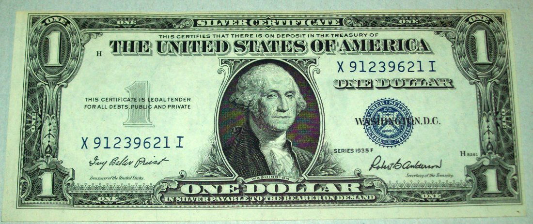 1935 F $1 United States Note Silver Certificate  VF (1 of 2)