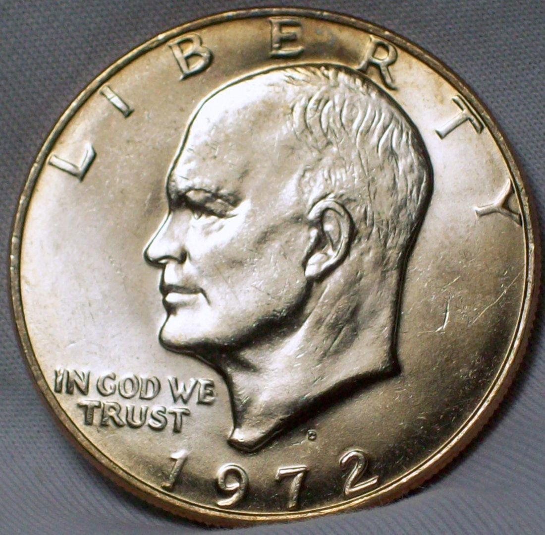 1972-D Eisenhower Dollar $1 AU (1 of 2)