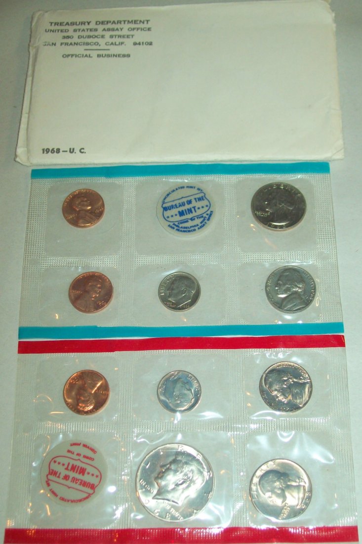 1968 US Mint Uncirculated Set With Envelope (1 of 3)