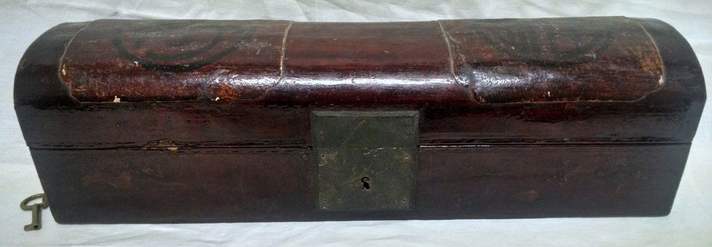 Antique Chinese Lacquer Pillow Box Jun 28 2015 The Chivalrous