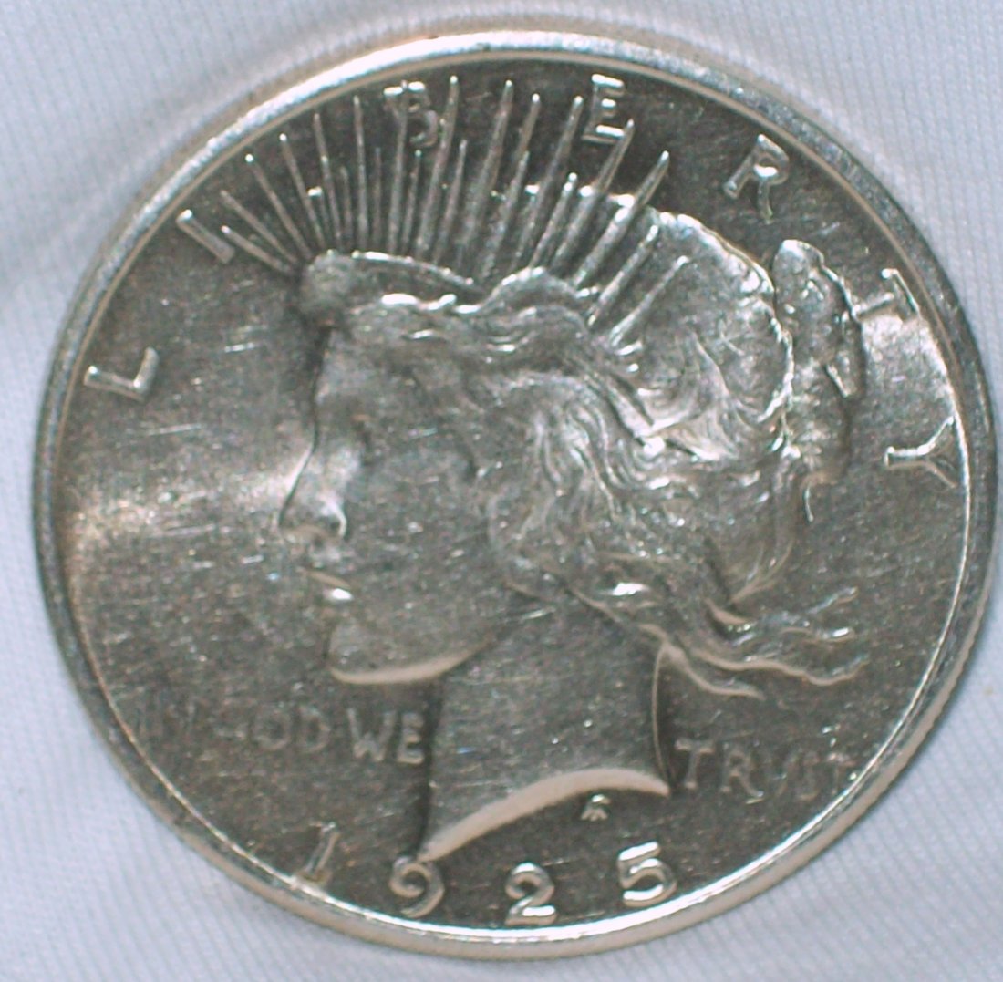 1925 Peace Silver Dollar AU (1 of 2)