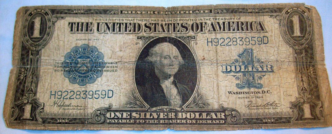 1923 $1 Bill Blue Seal Silver Certificate Large Note (1 of 2)