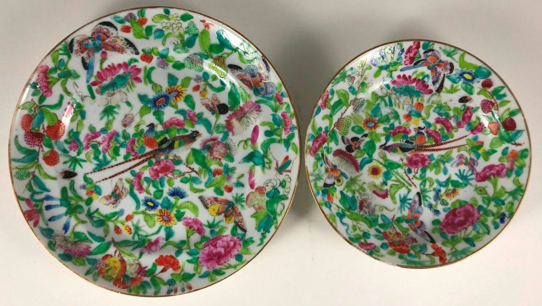 TWO CHINESE FAMILLE ROSE PLATES (1 of 3)