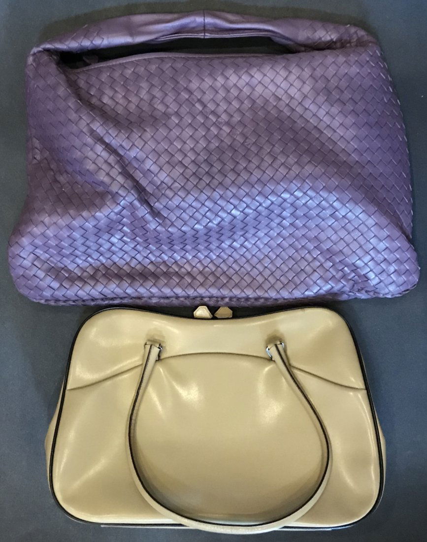 Two Bags-NO RESERVE.: A PRADA SEMITRACOLLA BR0949 VITELLO DAINO H lago color BAG. And a Bottega Veneta bag. Well maintained. All bags have NO RESERVE.
