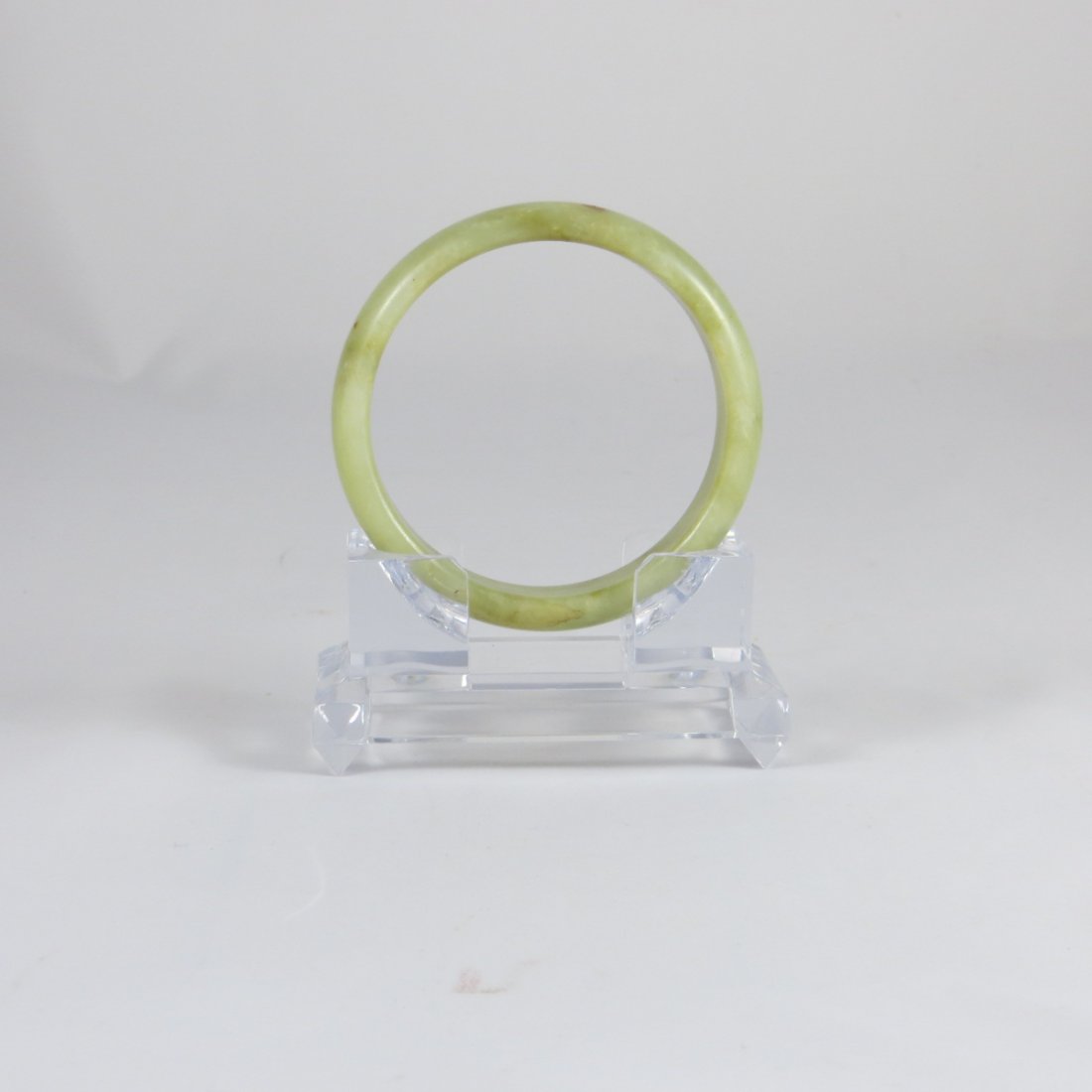 Chinese Ming Dynasty Jade Bangle: Chinese Ming Dynasty Jade Bangle. Provenance: private collection, Toronto. D: 8.5cm, Weight: 79.0g