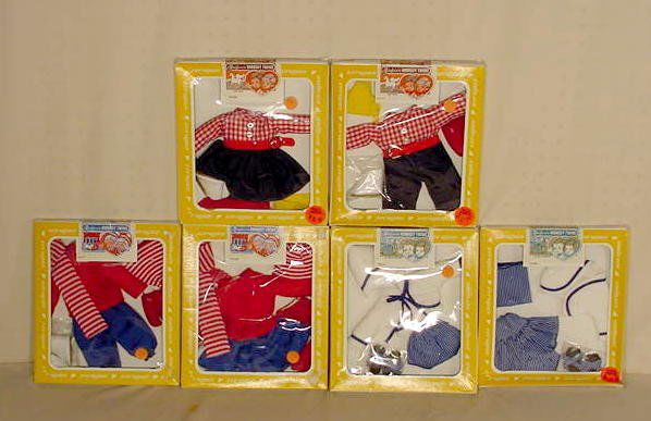 6 Effanbee Bobbsey Twin Clothes Sets NR: 6 Effanbee Bobbsey Twins Clothes Sets