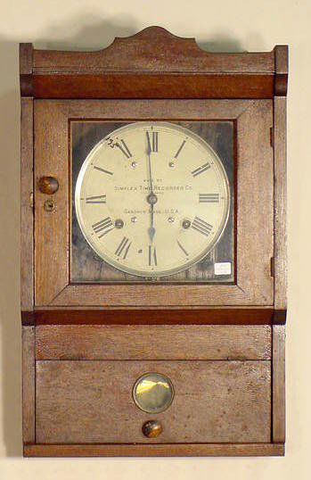 S. T.Simplex Time Recorder Co. Wall Clock NR: Seth Thomas Simplex Time Recorder Co. Wall Clock, 8 day, spring driven, 12 and 24 hour speed adjustment with label instructions, 8" dial, pendulum. Original oak finish case with key. Circa. early 1900