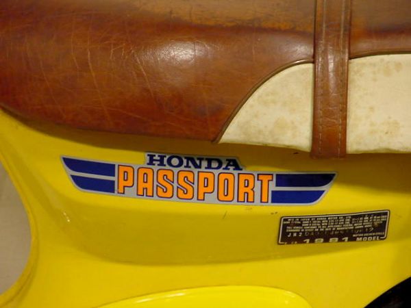 1981 Honda 70 Passport Deluxe NR - 2