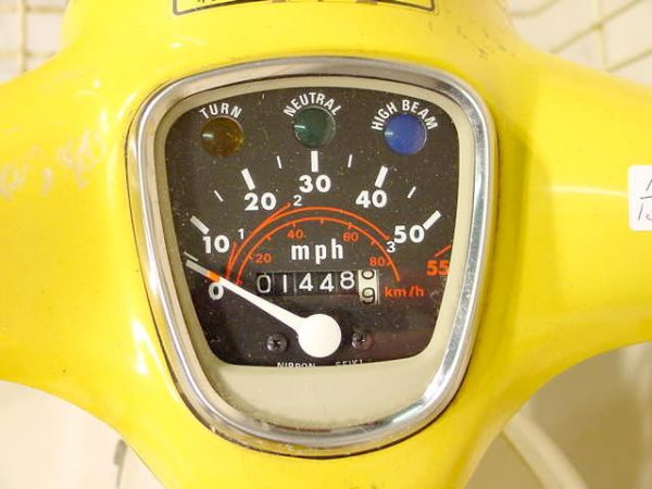 1981 Honda 70 Passport Deluxe NR - 3