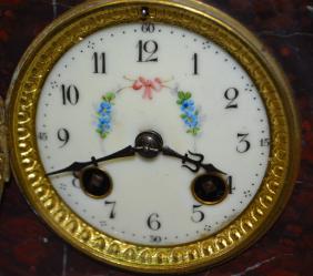 French Rucho “Les Raisins” Statue Clock