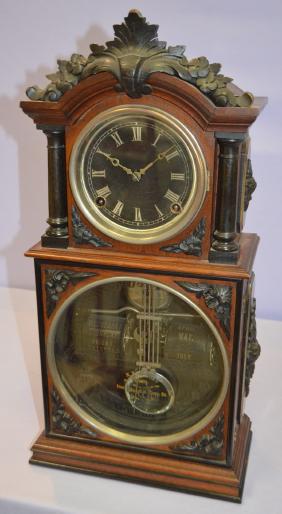 Ithaca 3 1/2 Offset Calendar Clock