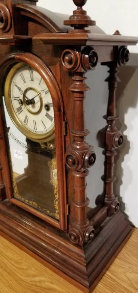 Welch Patti VP Shelf Clock