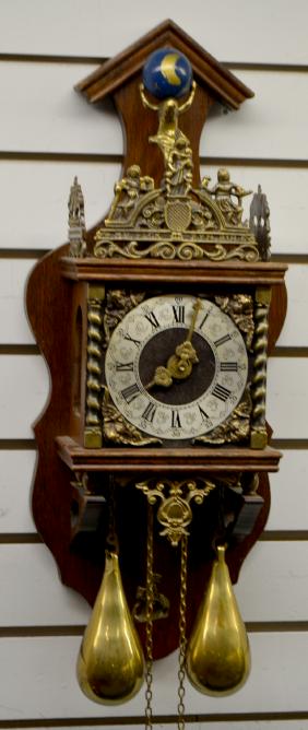 2 Weight Zaandam Wall Clock