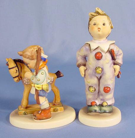 2 Hummels: Prayer Before Bathe & Carnival NR: 2 Hummel Figures: 1. "Prayer Before Bathe", 20, TMK 7, 4" T. 2. "Carnival", 328, TMK 7, 5 1/2" T.(Crazed all over)