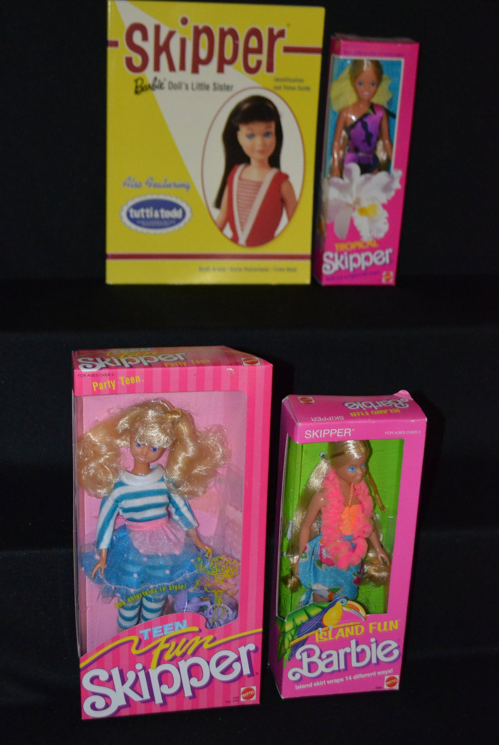 3 Mattel Skipper Dolls & Reference Book (1 of 5)