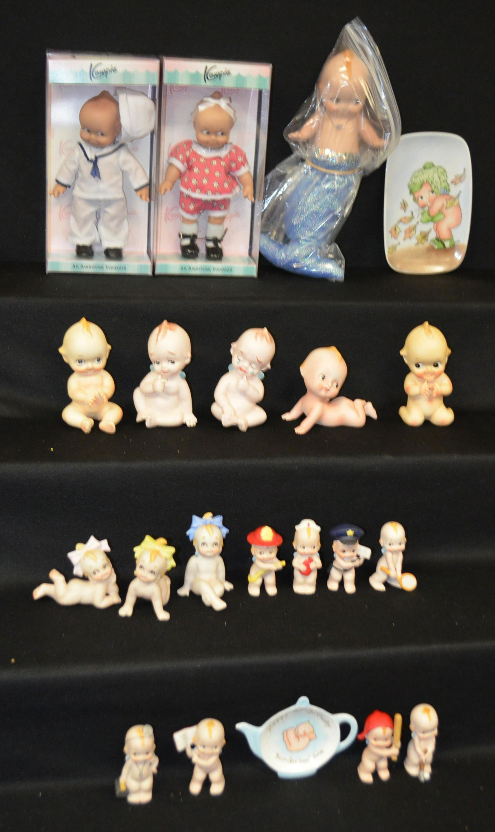20 Kewpie Porcelain Collectables (1 of 7)