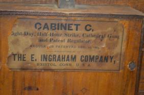 Ingraham Oak Cabinet C. Antique Clock