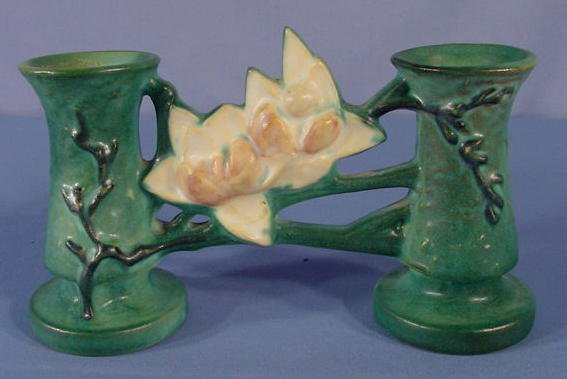 Roseville Pottery Magnolia Double Planter 186-4