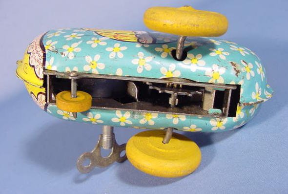 Wyandotte Tin Key Wind Toy Duck w/Floral Clothing - 4