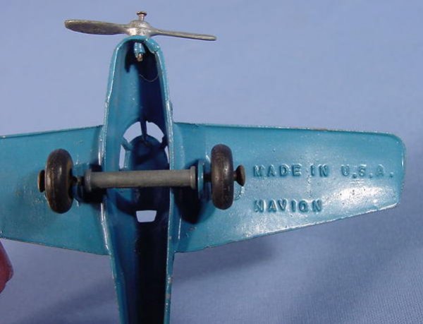 Three Small Cast Iron Toy Airplanes, Kilgore - 10
