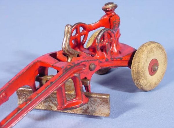 Kenton Cast Iron Toy Road Grader, 7 1/2" - 2