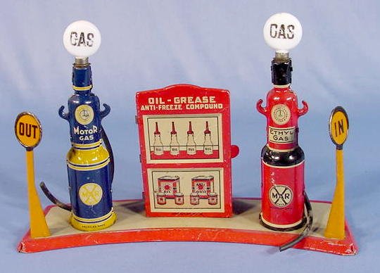Marx Tin Litho Toy Gas Pumping Station