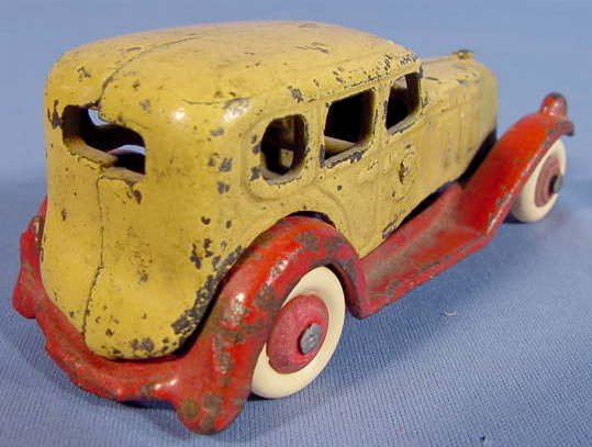 2 Old Cast Iron Sedan Cars Made in 2 Parts - 5
