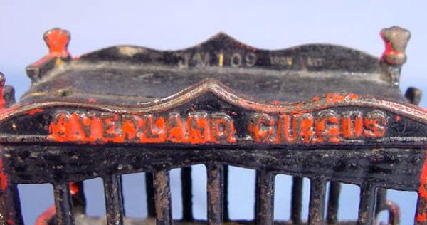 Iron Art Cast Iron Overland Circus Wagon, JM109 - 3