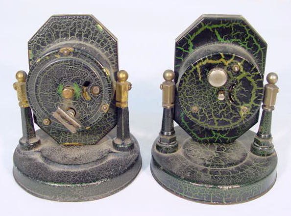 2 Desk Clocks: Lux & Ingraham - 4