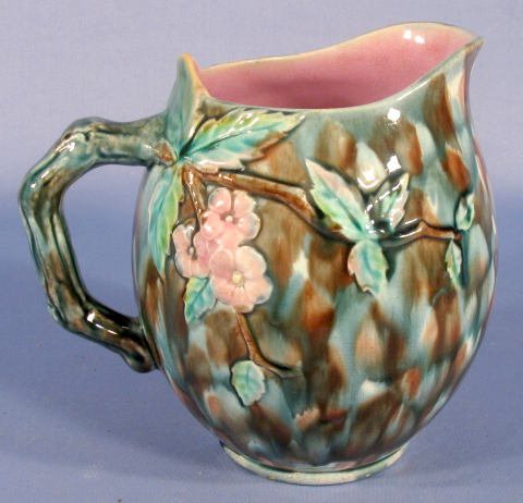 Etruscan Majolica E16 Milk Jug - 3
