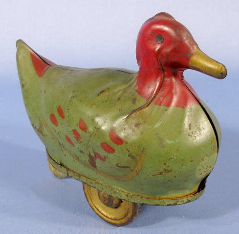 Metal Painted Pull Toy in Duck Shape - 2