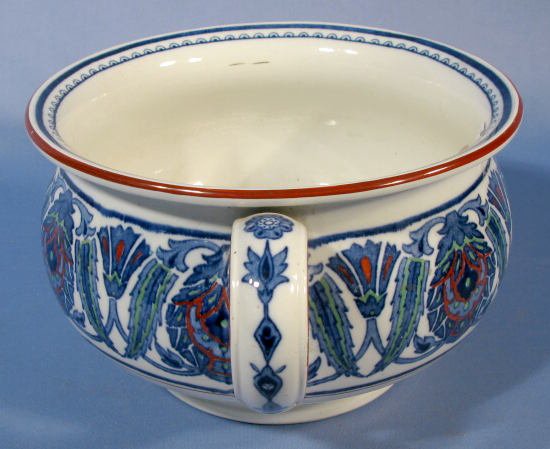 Wedgwood Etruria England Chamber Pot - 2