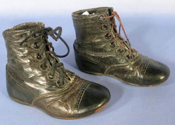 Group of 8 Pairs Children's Leather Footwear - 3