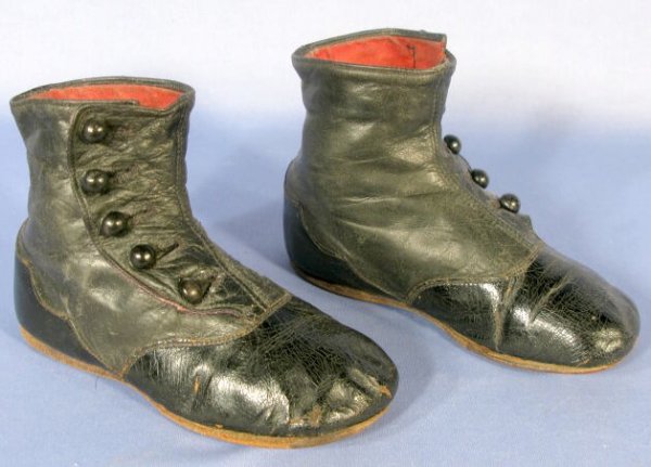 Group of 8 Pairs Children's Leather Footwear - 5