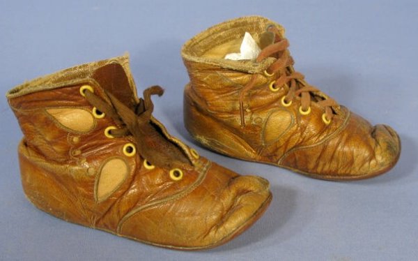 Group of 8 Pairs Children's Leather Footwear - 9