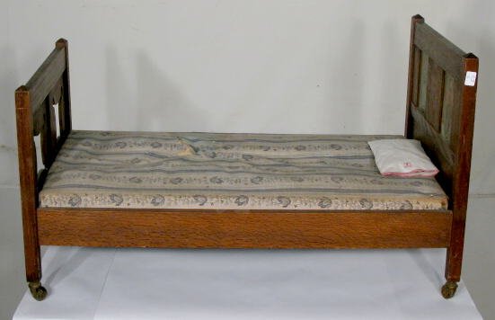 Fine Oak Doll Bed w/Dutch Boy & Girl