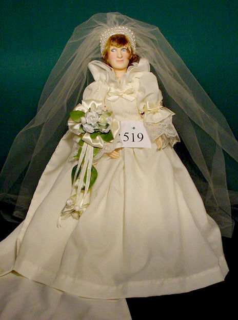 All Plastic Effanbee Ltd Ed 1982 Princess Diana: Please see the hundreds of other quality dolls in this sale! Modern all plastic doll: Effanbee Ltd. Ed. ©1982; Princess Diana 17" T. No Reserve! Note: Successful Buyers will have their credit cards c