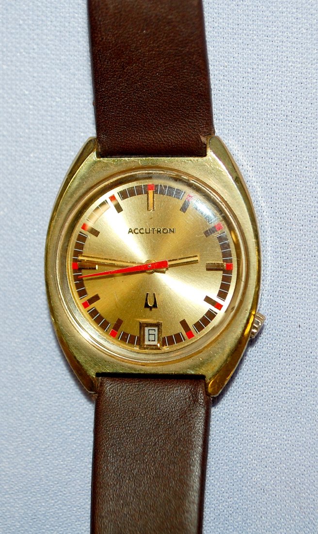 Bulova Accutron Wrist Watch: Bulova Accutron Wrist Watch. Bulova electric 2181 movement, battery compartment clean, case is 10k rolled gold plate case, some edge wear and scratches, vintage looking gold dial in good condition, cr