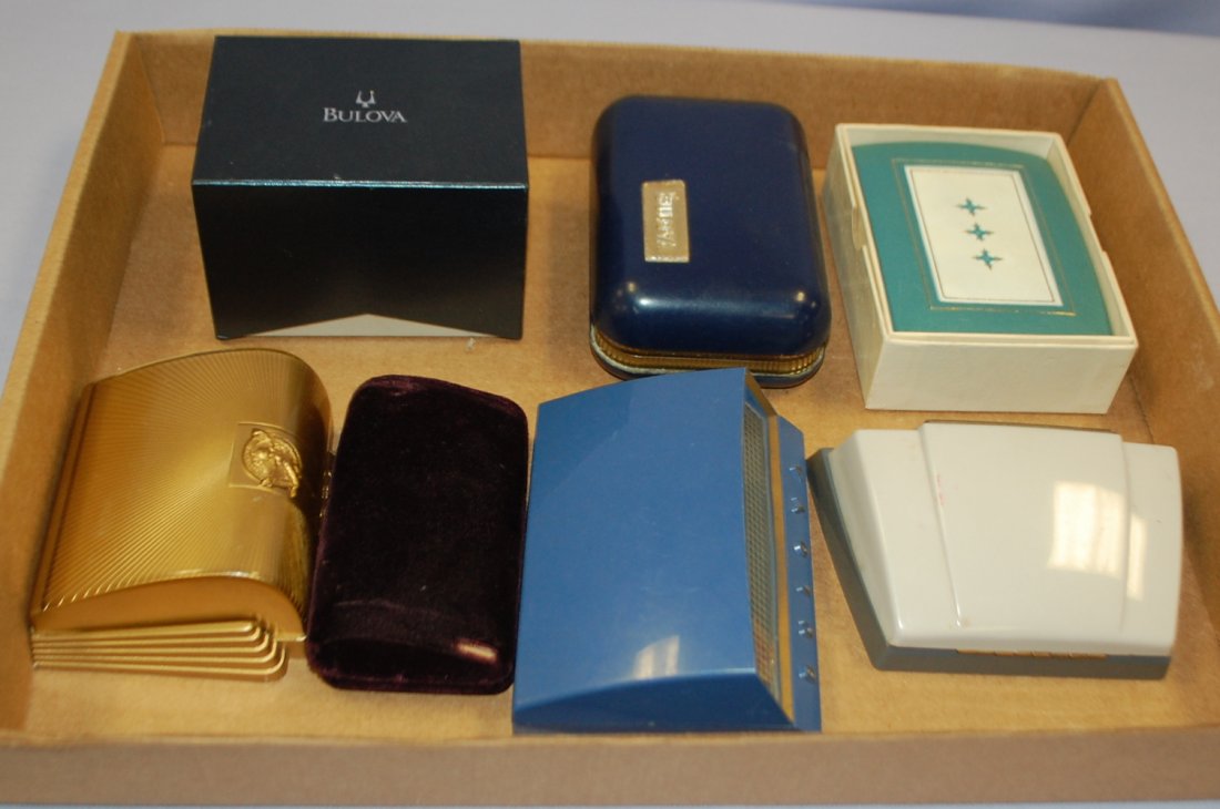 7 Bulova Wrist Watch Cases: 7 Bulova Wrist Watch Cases: gold with pink felt, blue with blue felt, blue with blue felt, 4 Bulova diamond dream Light blue box.