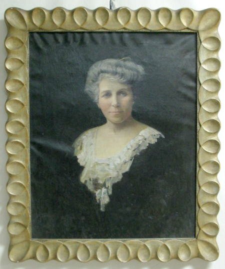Large Oil on Canvas Portrait of Older Woman: Large Oil on Canvas, Portrait of an Older Woman: unsigned. (Some possible restoration and comes in a newer frame.) 31" T x 24 1/2" W plus frame. All items sell As Is, Where Is, no guarantees of any ki