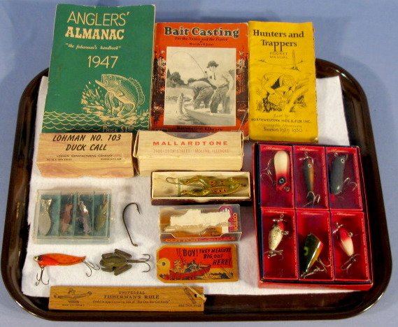 Group of Fishing Lures, Booklets & Duck Calls: Group of Fishing Lures, Booklets & Duck Calls: Shakespeare Spinning Bait Assortment 6300A (6 lures); Heddon Sonar 433, no box; Al Stuarts Goldfish Go-getters (4 lures); Cotton Cordell 7738 lure in box