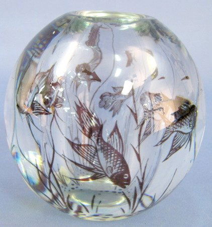 Orrefors No.2038 Fishgraal w/Fish & Plant Life: Orrefors No.2038 Fishgraal: clear blown glass with dark colored fish and plant life. The paperweight vase is very thick and when looked at, it gives the illusion of having twice an many fish and plant