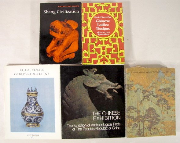 Group of 5 Oriental Reference Books: Group of 5 Oriental Reference Books: 1.) Chinese Lattice Designs by D. Dye, 1200 illustrations, 1974. Chinese Art Under the Mongols; The Yuan. 2.) Dynasty (1279-1368) by Cleveland Museum of Art, 1968.
