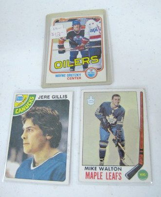 Topps Wayne Gretzky Rookie Card, #50 & #109: Topps Wayne Gretzky Rookie Card: also with 1968/69 #50 Walton and 1978 #109 Gillis. (Please see photo for condition.) All items sell As Is, Where Is, no guarantees of any kind. We accept Mastercard &
